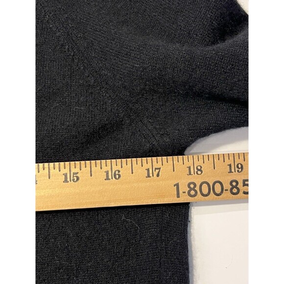 Garnett Hill Cashmere Black Sweater Long Sz M Ruffle Classic Normcore - Picture 6 of 8